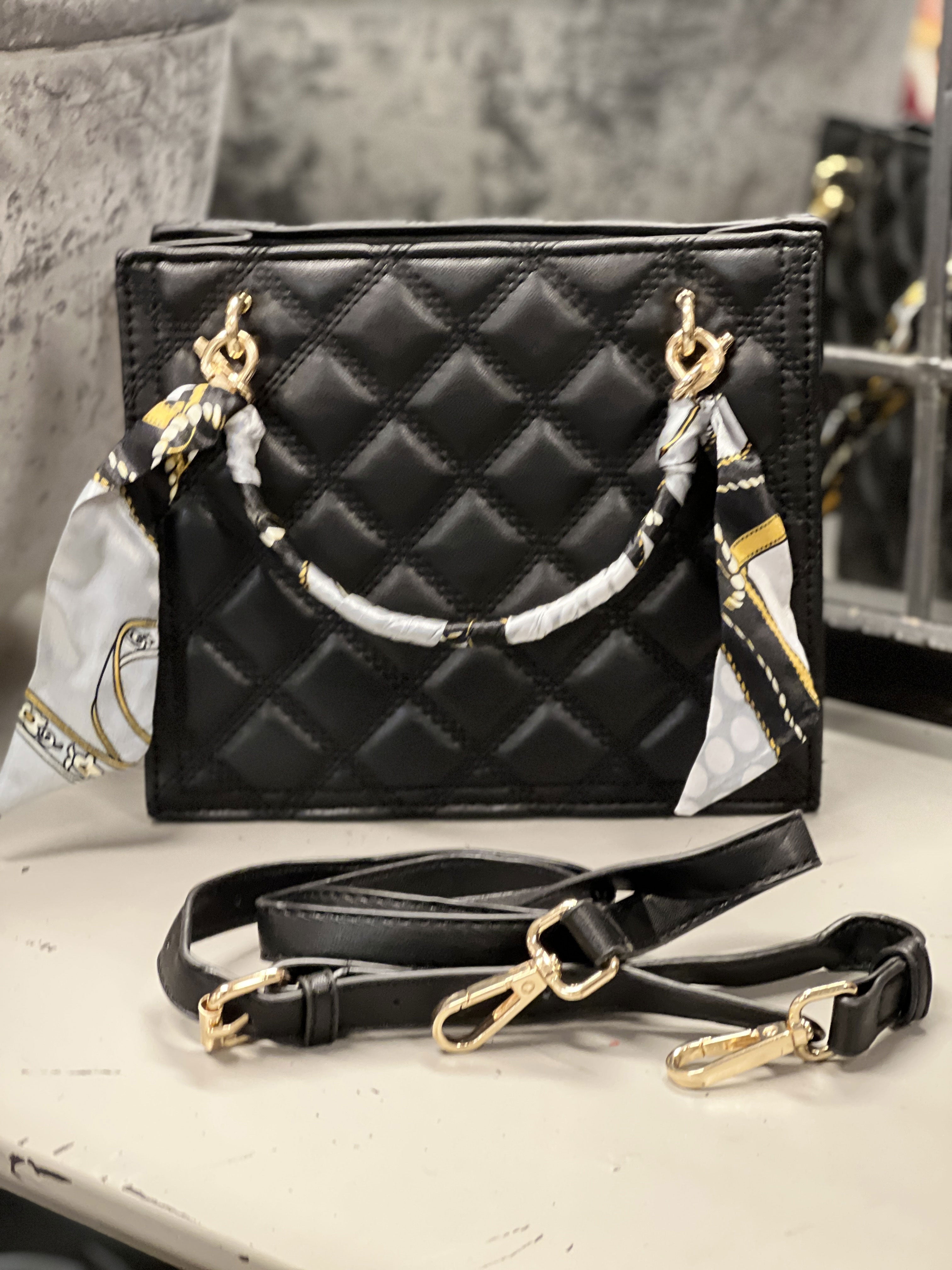 Irena - Lille quiltet taske med tørklæde